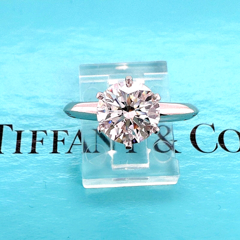Tiffany & Co. Round Diamond 1.85 cts E VS1 Solitaire Engagement Ring Platinum