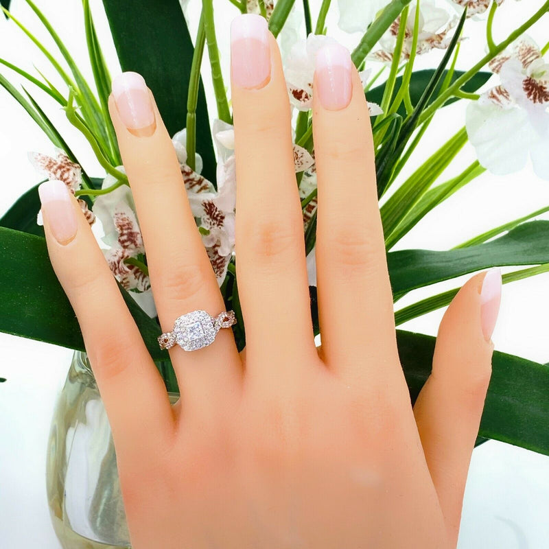Vera Wang LOVE 1.00 tcw Princess Diamond Double Twist 14k WG Engagement Ring