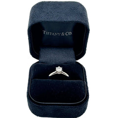 Tiffany & Co Round Brilliant Diamond 0.41 ct E VS1 Solitair Plat Engagement Ring