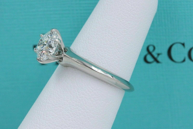 Tiffany & Co Classic Platinum Diamond Engagement Ring Round 1.23 cts G VS2