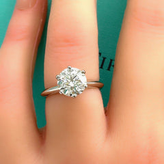 Tiffany & Co Platinum Round Diamond 1.60 cts I VS1 Solitaire Engagement Ring