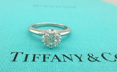 Tiffany & Co Platinum Round Diamond 0.94 cts F VS1 Solitaire Engagement Ring