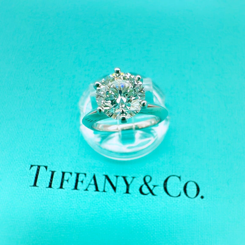 Tiffany & Co Platinum Round Diamond 1.60 cts I VS1 Solitaire Engagement Ring