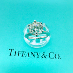 Tiffany & Co Platinum Round Diamond 1.60 cts I VS1 Solitaire Engagement Ring