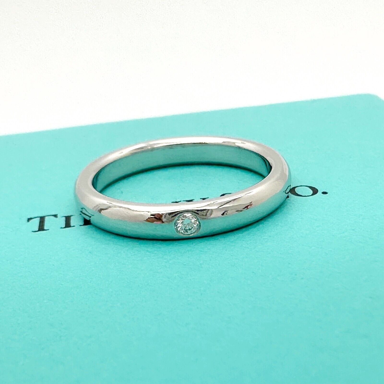 Tiffany Elsa Peretti Band Ring with Diamond in Platiunum