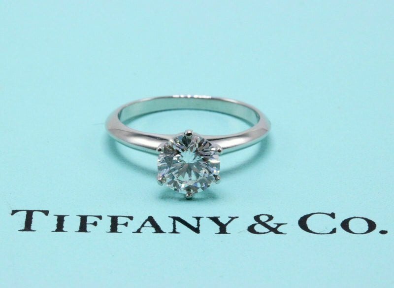 $40,000 Tiffany & Co Platinum and Diamond Engagement Ring Round 1.29 cts D VVS2