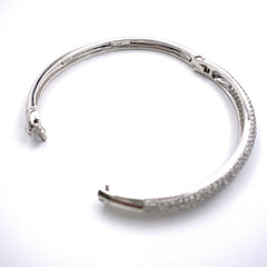 Round Diamond Pave Diamond Bangle Bracelet in 14kt White Gold