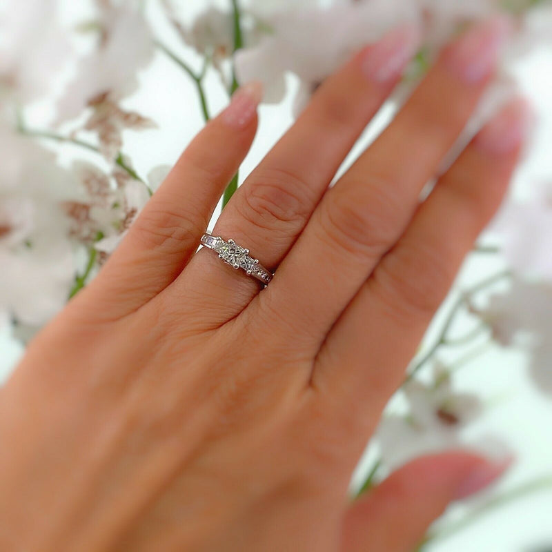 Three Stone Princess Cut Diamond Engagement Ring 0.85 tcw 14 kt White Gold