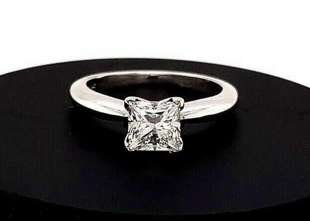 Princess Cut Diamond 1.00 Carat I VS1 GIA Solitaire Engagement Ring
