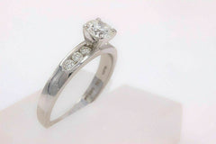 Hearts on Fire Seven Stone Diamond Engagement Ring Round 0.79 ct 18k White Gold