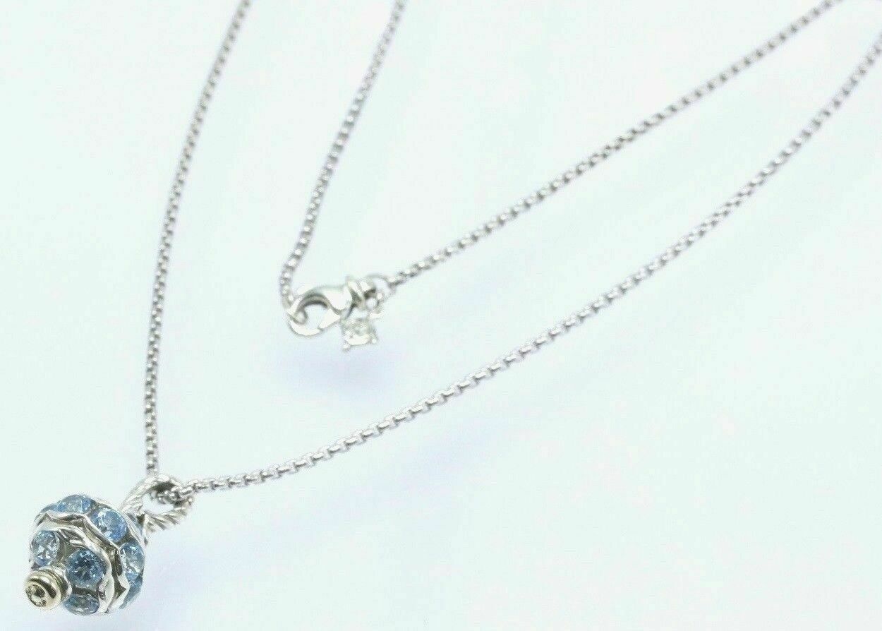 Petite Pavé Crossover Pendant Necklace in 18K White Gold with Diamonds,  15.5mm | David Yurman EU