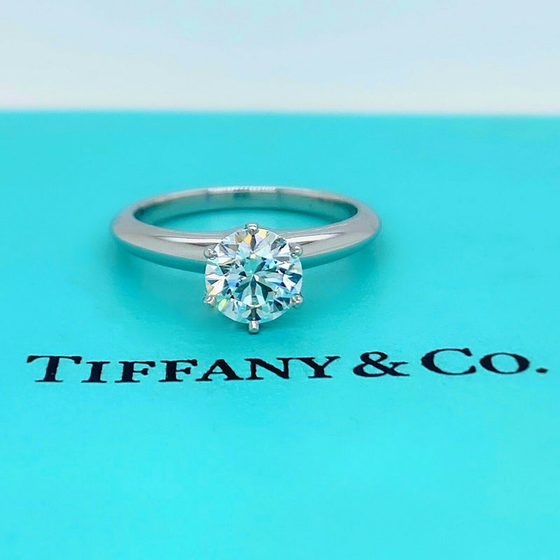 Tiffany & Co Round Diamond 1.03 cts G VS1 Solitaire Engagement Ring in Platinum