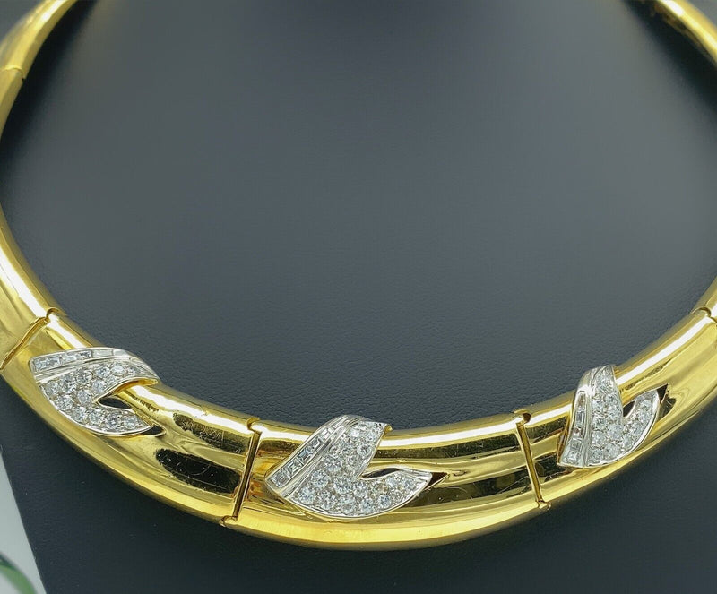 LADIES 2.80 tcw Round and Baguette Cut Diamonds 18kt YG Station Choker Necklace