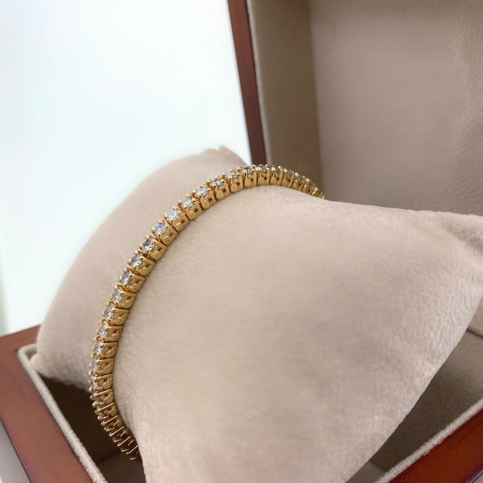 Color Merchants 14K Yellow Gold Diamond Bracelet TB2344, Clater Jewelers