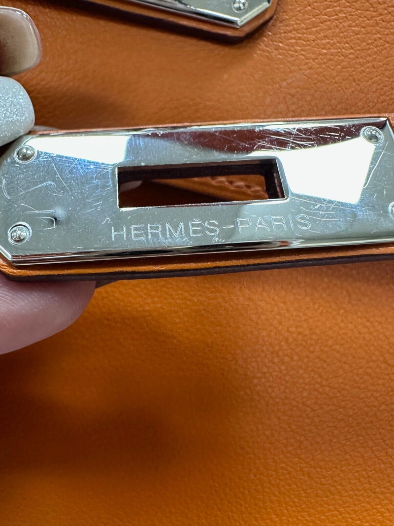 HERMES Kelly Retourne 32 cmm Circa 2005 Orange Veau Swift Palladium Hardware