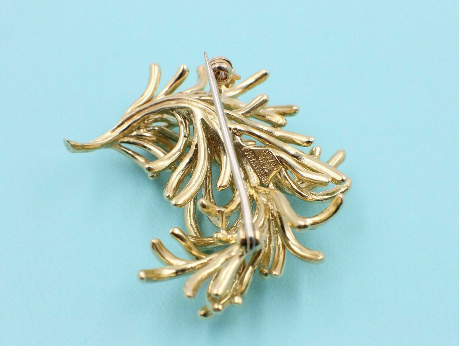 Authentic Vintage Tiffany & Co 18k Yellow Gold Leaf Pin Brooch