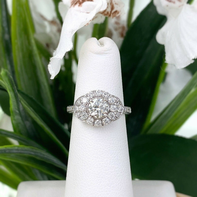 Just in Time for Engagement Season, Celebrity Jeweler Neil Lane Shares The  7 Biggest Ring Trends - Over The Moon