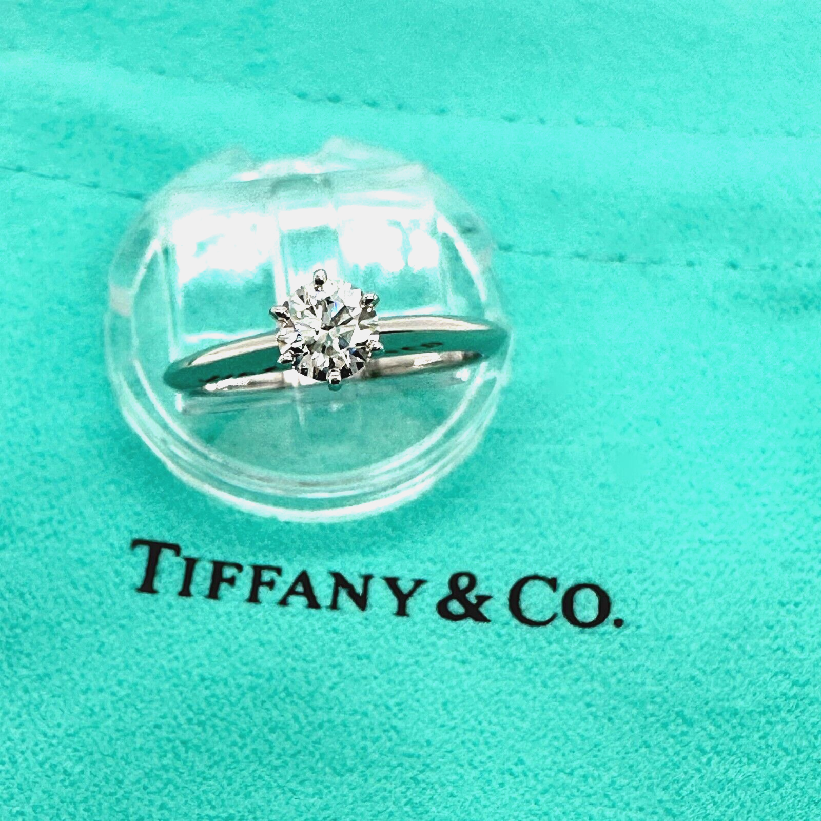 Tiffany Round Brilliant cts I VS1 Diamond Platinum