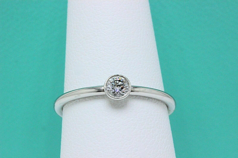 Tiffany & Co Bezet Platinum Diamond Ring $1700 Retail
