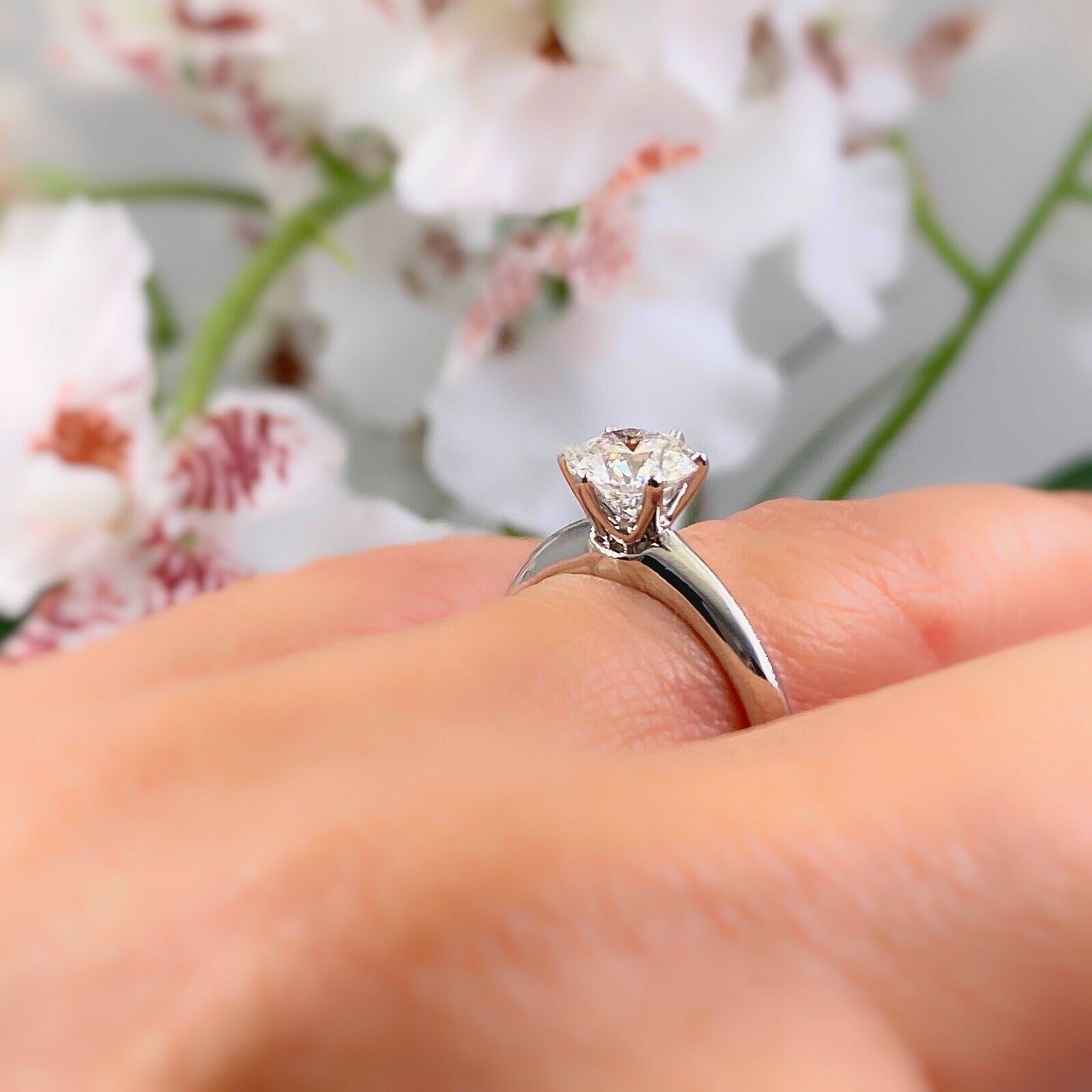 Tiffany Co Round Diamond cts G VS1 Solitaire Engagement