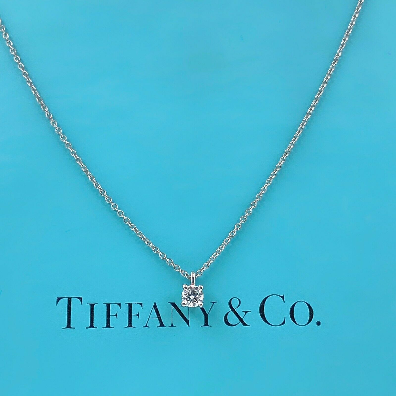 Tiffany & Co Solitaire Round Diamond Pendant 0.18 cts G VVS in Platinu