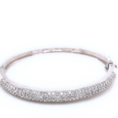 Round Diamond Pave Diamond Bangle Bracelet in 14kt White Gold