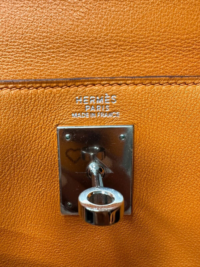 HERMES Kelly Retourne 32 cmm Circa 2005 Orange Veau Swift Palladium Hardware