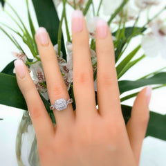 Vera Wang LOVE 1.00 tcw Princess Diamond Double Twist 14k WG Engagement Ring