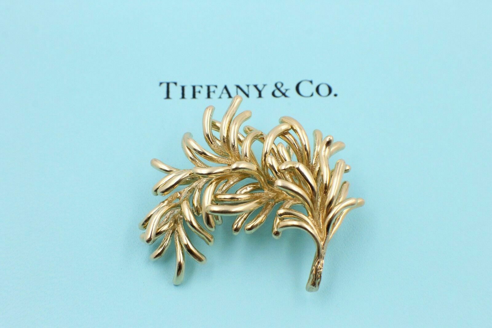 Authentic Vintage Tiffany & Co 18k Yellow Gold Leaf Pin Brooch