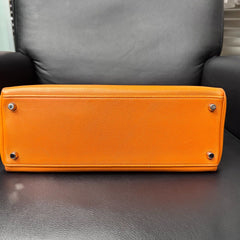 HERMES Kelly Retourne 32 cmm Circa 2005 Orange Veau Swift Palladium Hardware