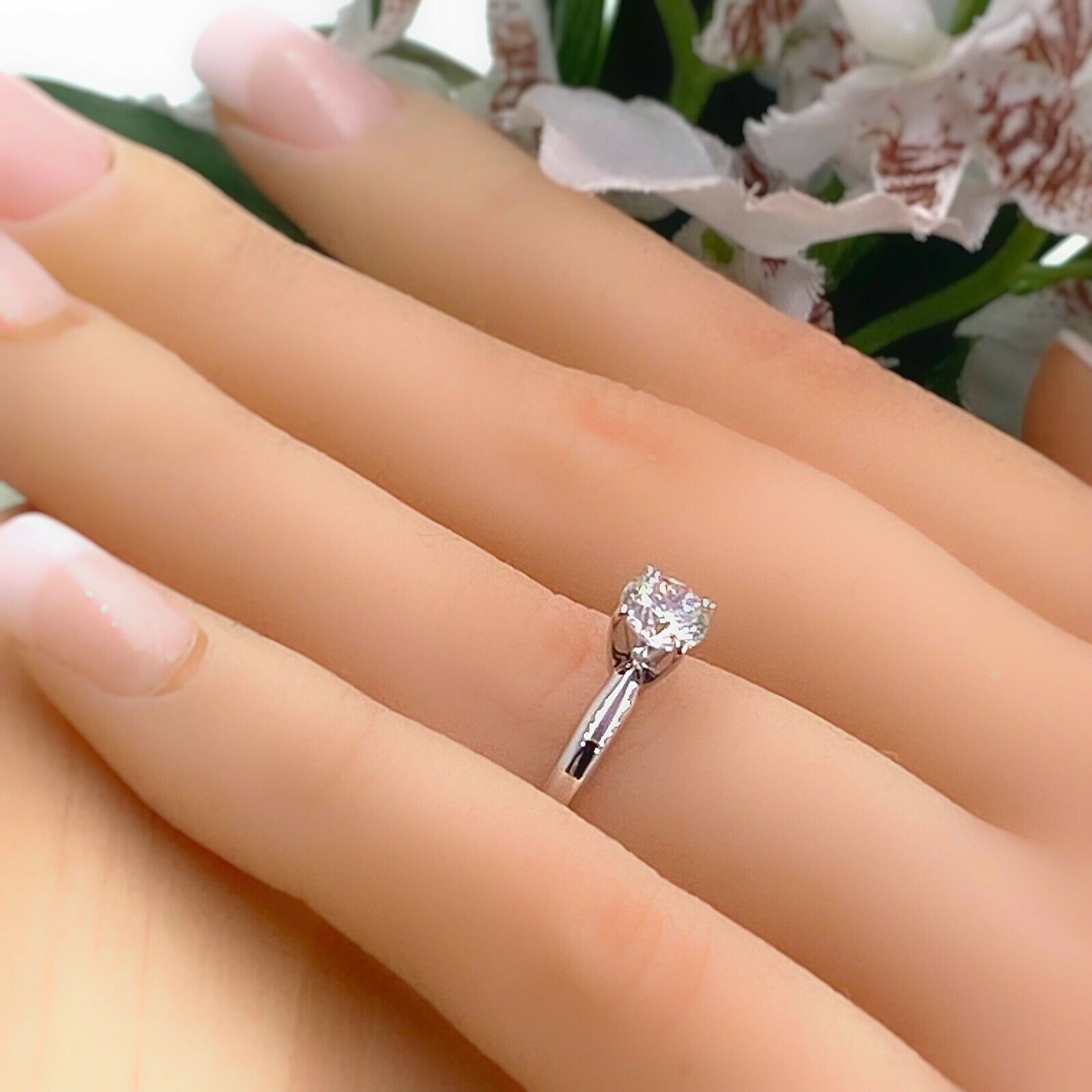 Leo diamond round solitaire Clearance