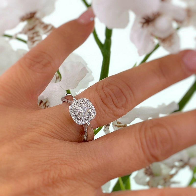 Vera Wang Love Collection Diamond & Sapphire Ring 14K, Size 6.5